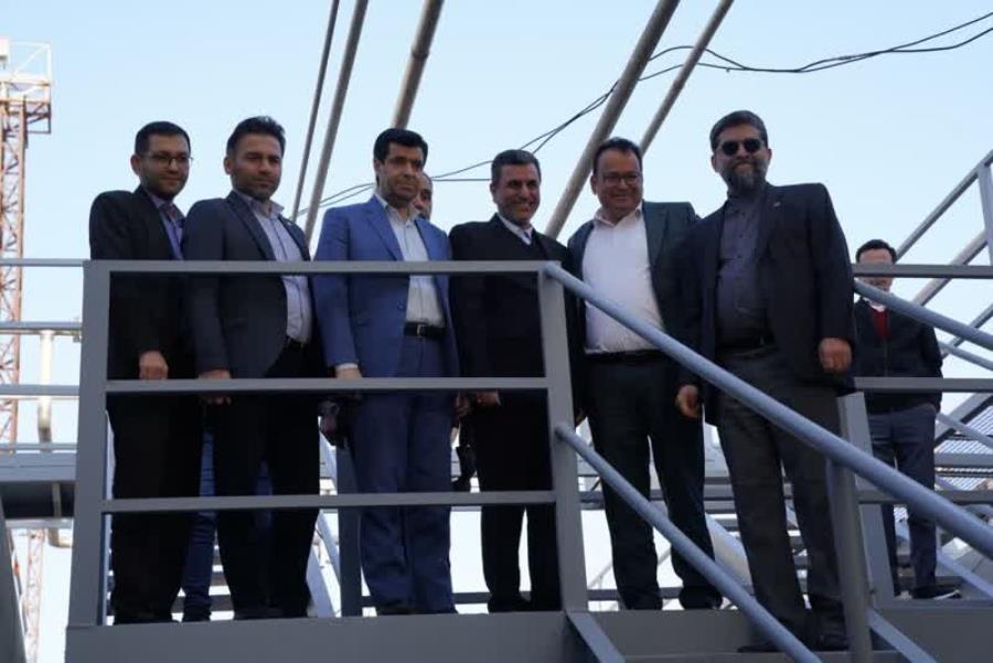 حضور معاون وزیر صمت در واحد تولید پلیمر گنبدکاووس